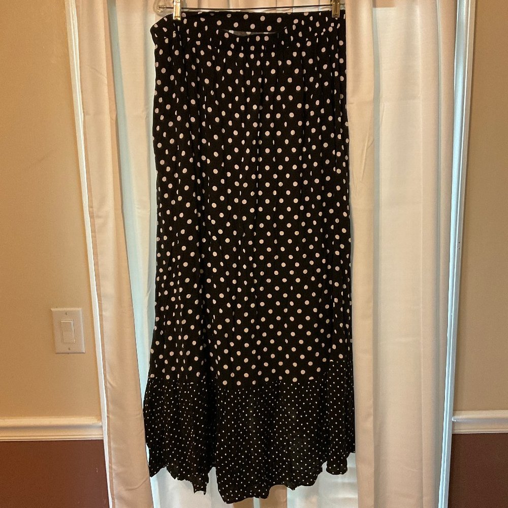 Torrid Black Polka Dot Challis Wrap Skirt 3 White New NWT Hi-Lo Hem Ruffle Trim - Picture 5 of 10